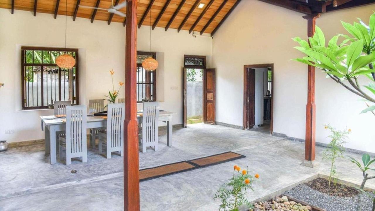 Antique Ceylon Villa Ahangama Exterior foto